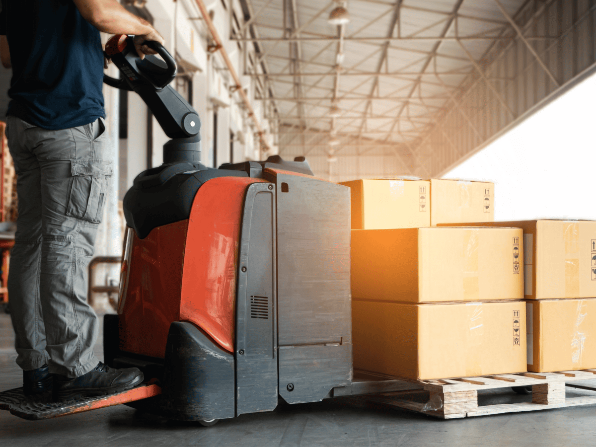 Why a Lithium Electric Pallet Jack Is a Smarter Choice for Modern Warehouses